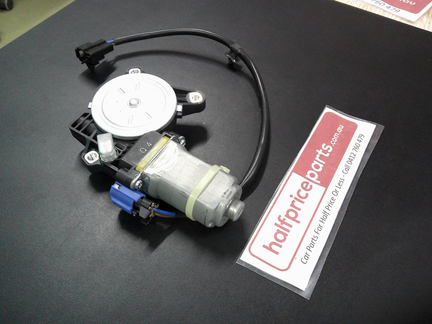 Holden EP Epica Genuine Right Hand Rear Window Regulator Motor New Part