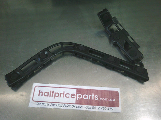 Holden Trail Blazer Genuine Right Hand Rear Bumper Fascia Guide Bracket - New Part