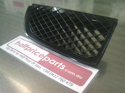 Holden VX/VU Exec Series II Genuine Right Front Grilles Assembly New Part
