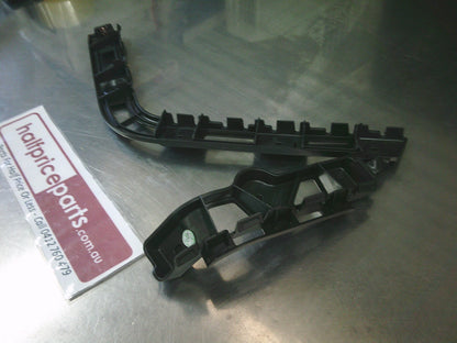Holden Trail Blazer Genuine Right Hand Rear Bumper Fascia Guide Bracket - New Part