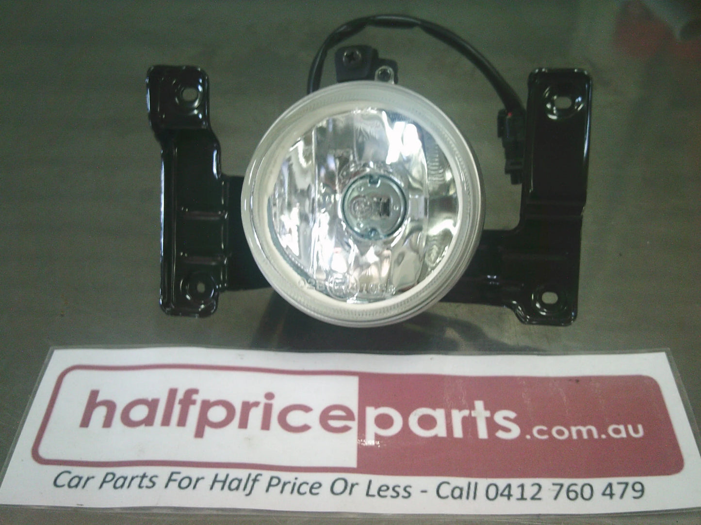 Holden VY Calais/Berlina Genuine Left Hand Front Fog Light New Part