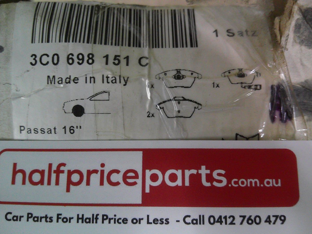 VW GTI/CC/Golf/Passat/Eos/TT/Jetta/Audi A3 Genuine Front Disc Break Pad Set New Part