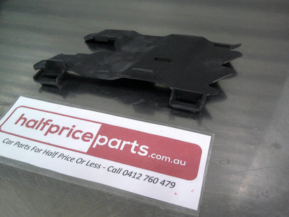 Holden VF/Evoke/Ute Commodore Genuine Left Hand Lower Air Baffle New Part