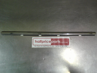 Holden Trax Genuine Left Hand Rear Door Chrome Belt Moulding New Part