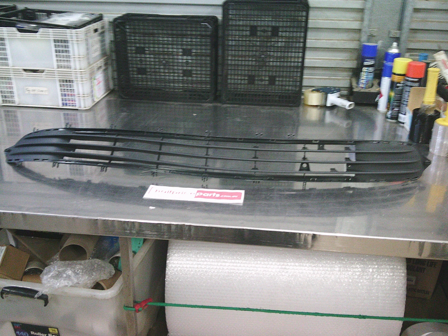 Holden XC Barina Genuine Front Lower Bumper Bar Grille Insert New Part