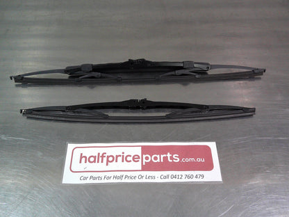 Holden XC/Combo Barina Genuine Front Windscreen Wiper Set New Part