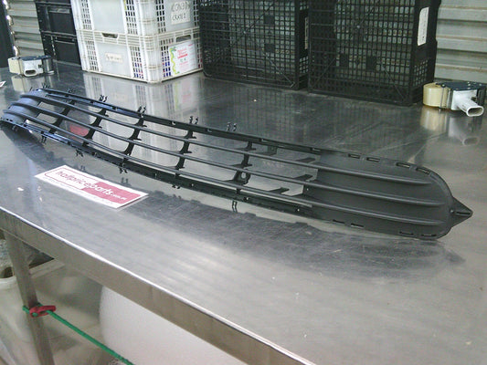 Holden XC Barina Genuine Front Lower Bumper Bar Grille Insert New Part