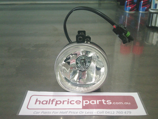 Holden VX/VY/VZ Monaro/Calais/Berlina/SVZ Genuine Left Hand Fog Light Only New Part