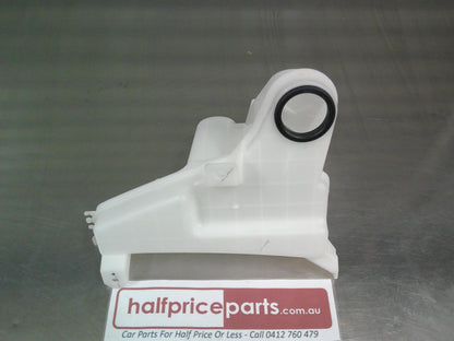 Toyota Hilux N80 GUN126/GUN122 Genuine Front Windscreen Washer Bottle Only New Part