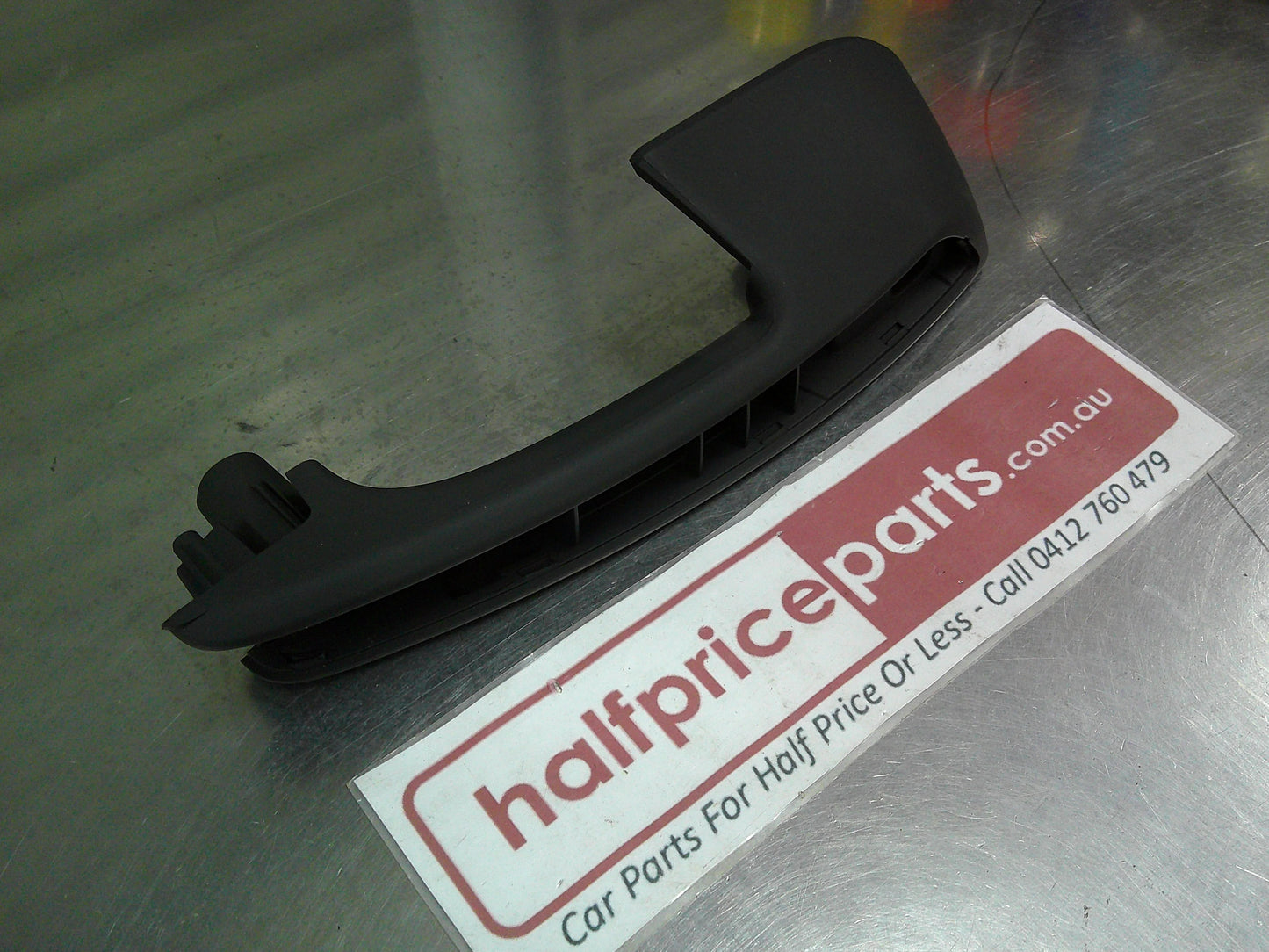 Holden CG7 Captiva Genuine Passenger Front Door Pull Handle (Black) New Part