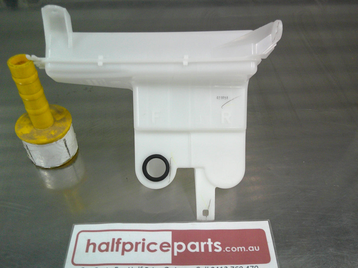 Toyota Hilux N80 GUN126/GUN122 Genuine Front Windscreen Washer Bottle Only New Part