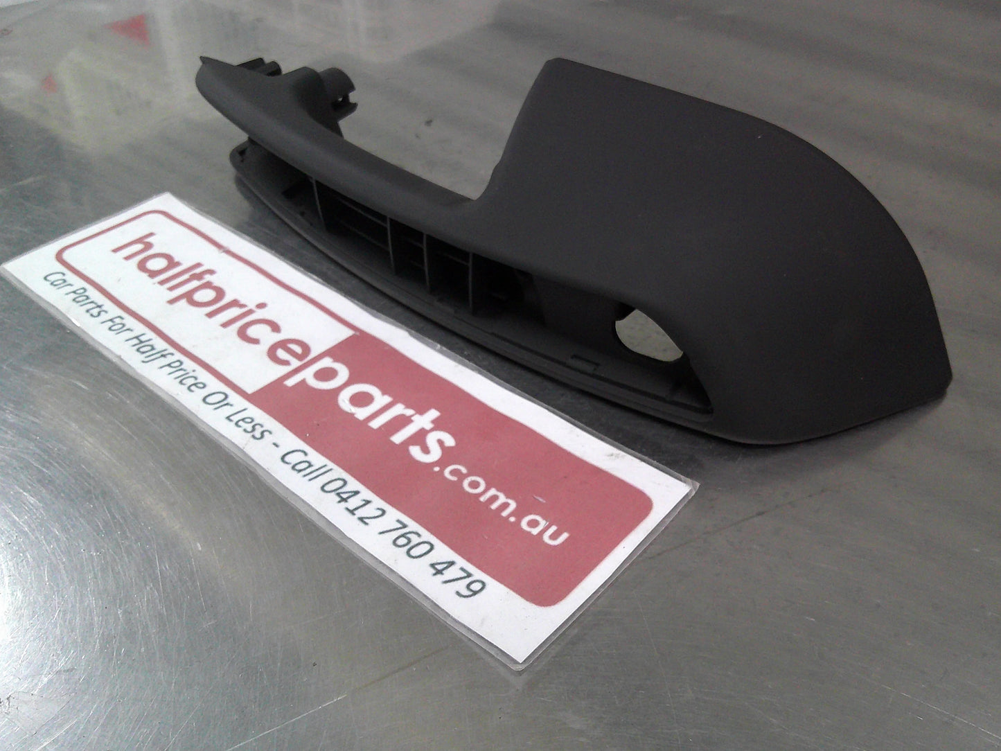 Holden CG7 Captiva Genuine Passenger Front Door Pull Handle (Black) New Part