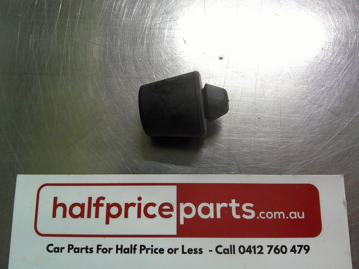 Holden CG Captiva/EP Epica/Viva Genuine Bonnet Rubber New Part