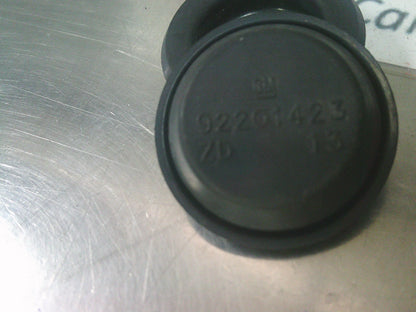 Holden VE/VF Commodore Genuine Universal Firewall / Dash Body Plug (SOLD AS PACK OF 9) New Part