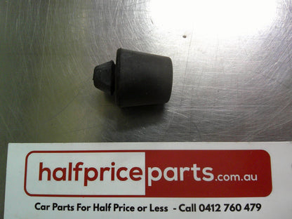 Holden CG Captiva/EP Epica/Viva Genuine Bonnet Rubber New Part