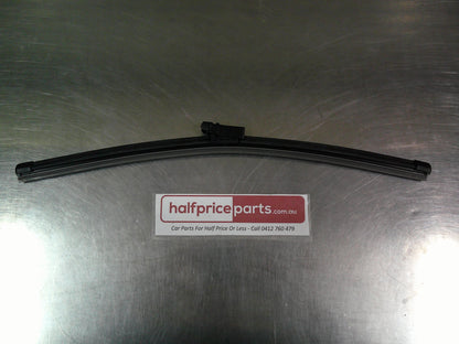 Holden RG Colorado Genuine Lefthand (Passenger) Wiper New Part