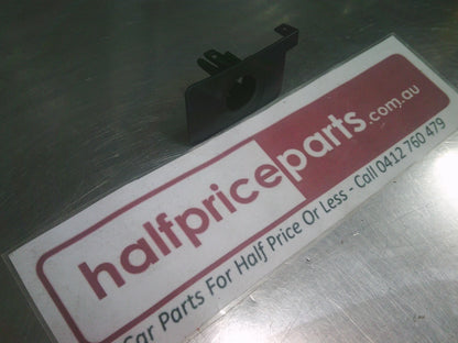 Holden PJ Astra Genuine Left Hand Outer Rear Park Assist Sensor Bracket New Part