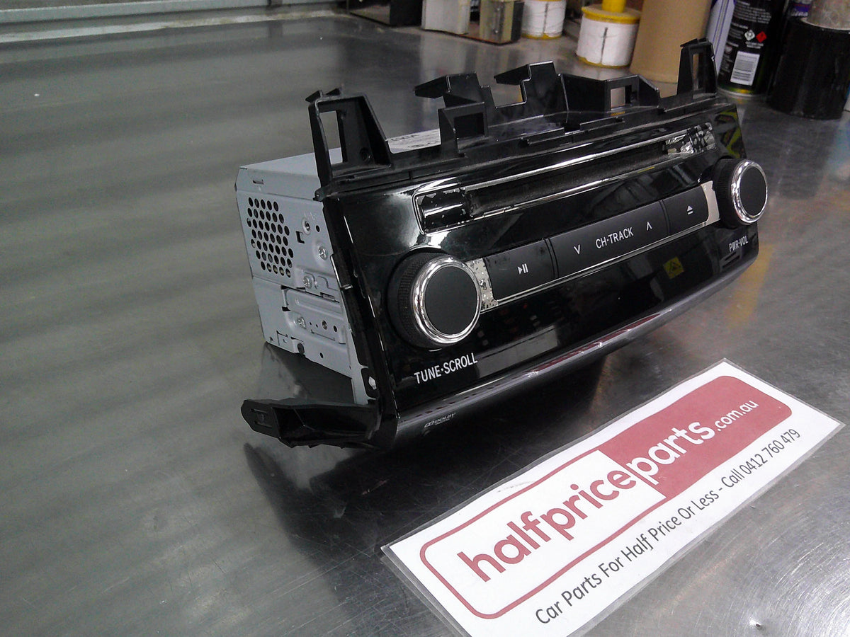 Toyota Landcruiser VX 200 Series Genuine Pioneer CD Player And Volume Control Used Part (Untested )