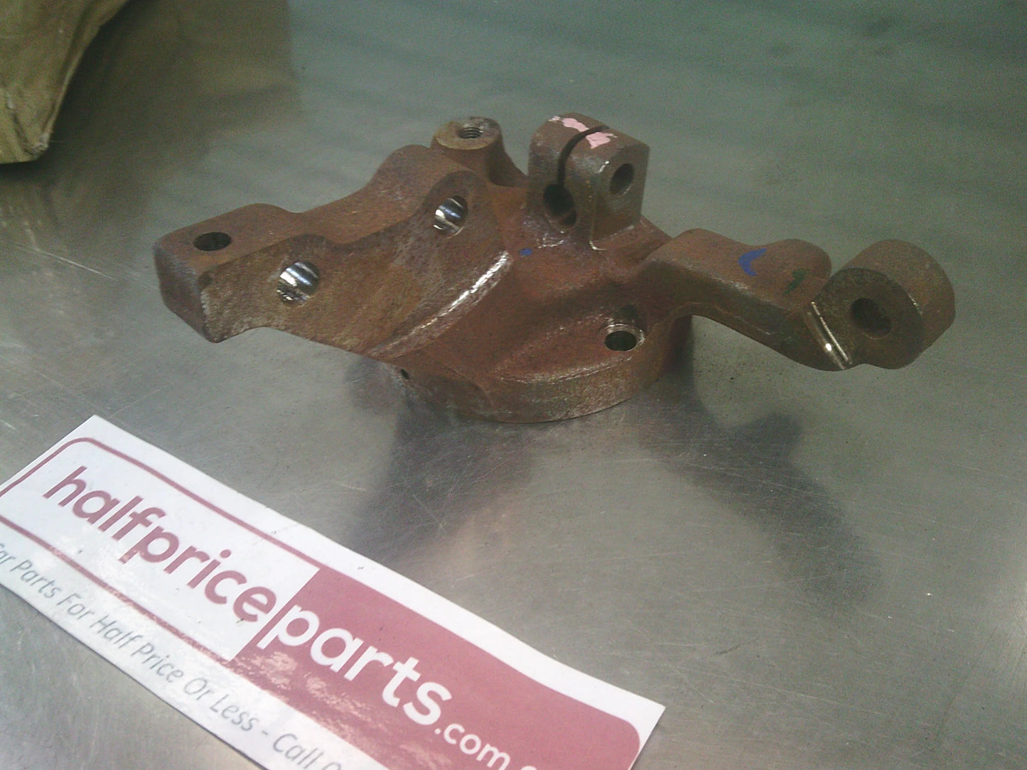 Holden VR/VS Commodore Genuine Left Hand Front Steering Knuckle New Part