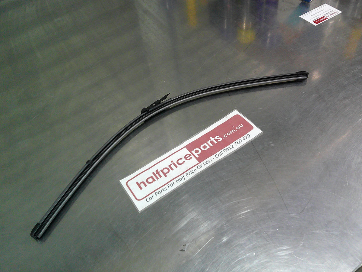 Holden TK Barina Genuine Right Hand (Drivers) Front Replacement Wiper New Part