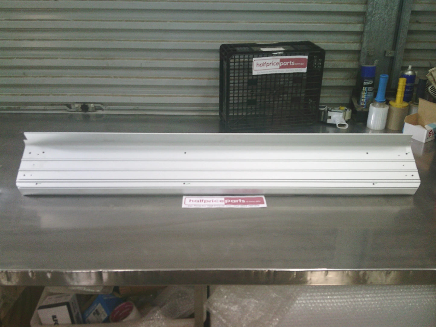 Mitsubishi Triton ML Genuine Right Hand Single Cab Side Step Plate Only (132cm) New Part