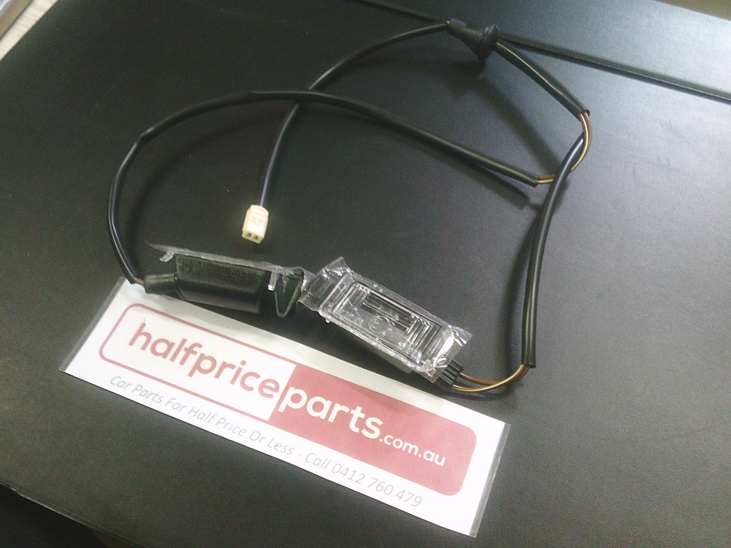 Holden VY/VZ Commodore Genuine Rear License Plate Lights New Part