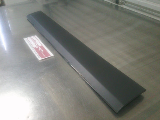 Holden CG Captiva Genuine Right Hand Front Lower Door Moulding New Part