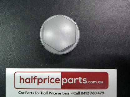 Holden VE Commodore/WM Statesman Genuine Wheel Nut Cap New Part