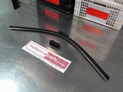 AC Delco Genuine 700mm / 28"Multifit Wiper Blade New Part