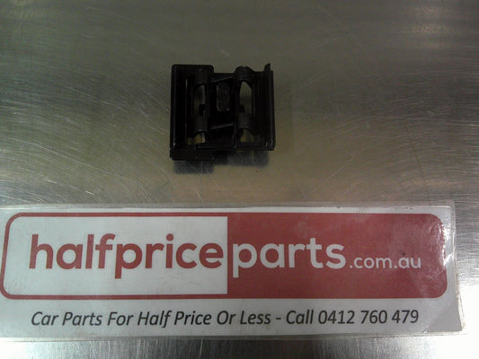Holden Vectra Genuine Side Skirt Clip New Part
