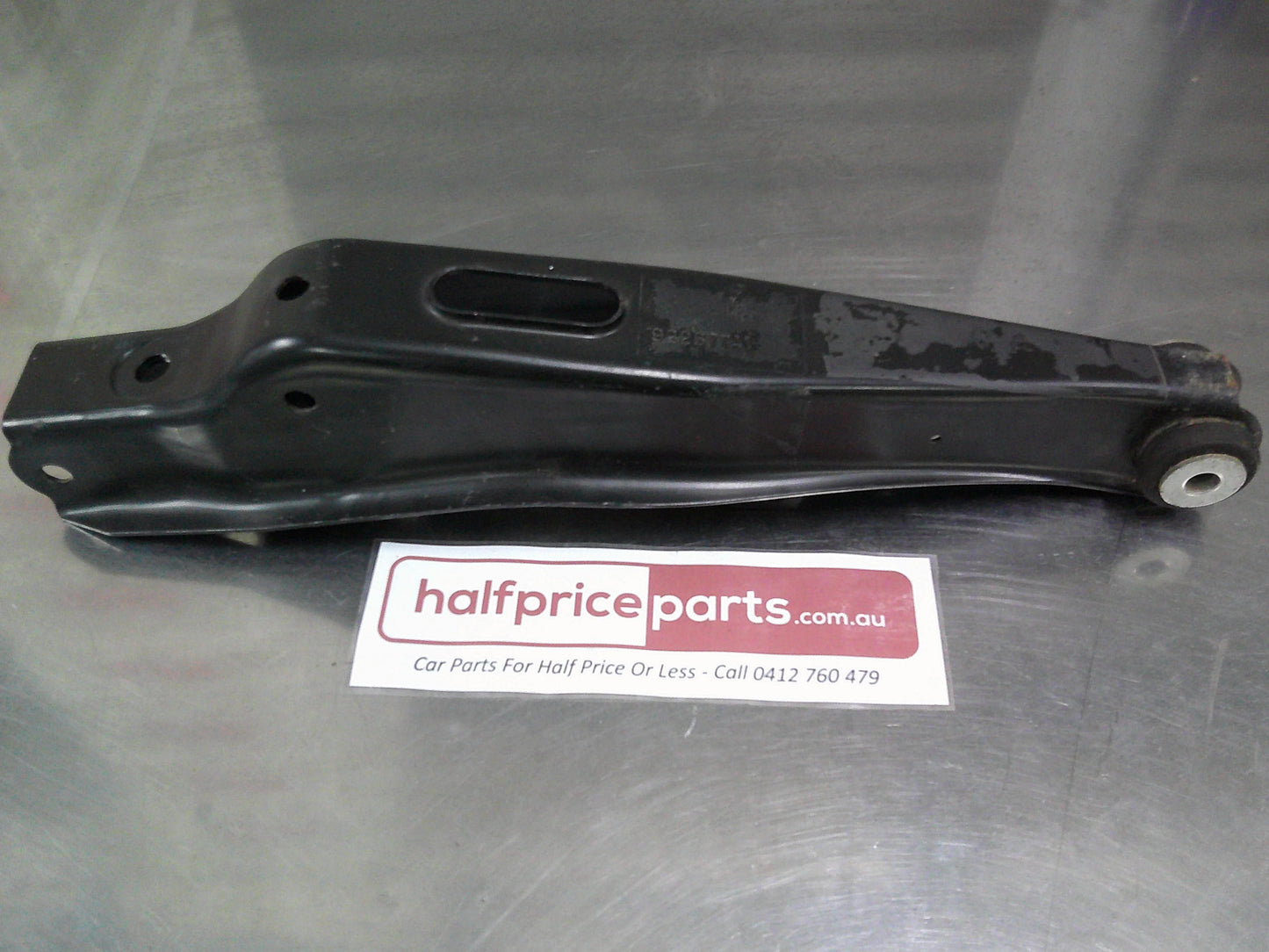 Holden VE Commodore Sedan Genuine Left Hand Rear Lower Control Arm Assembly New Part