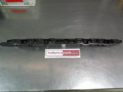 Holden PJ Astra Genuine Rear Inner Center Bumper Mounting Guide New Part