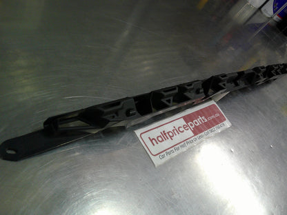 Holden PJ Astra Genuine Rear Inner Center Bumper Mounting Guide New Part
