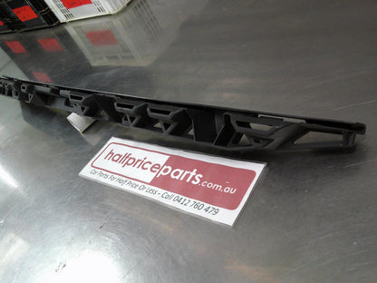Holden PJ Astra Genuine Rear Inner Center Bumper Mounting Guide New Part