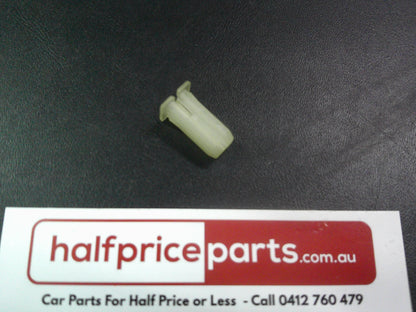 Holden VF Commodore Genuine Air Deflector Retainer Nut New Part
