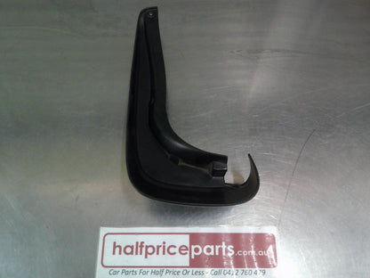 Holden VY Commodore Sedan Genuine Right Hand Rear Mud Flap Only New Part