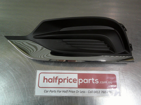Holden BL Astra Sedan Genuine Front Left Hand Fog Light Bezel New Part