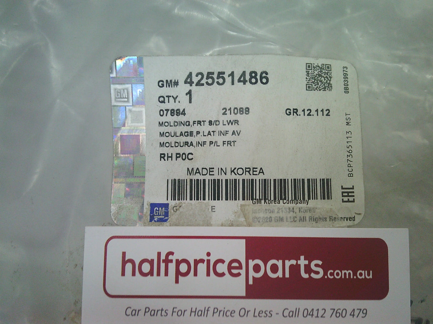Holden CG Captiva Genuine Right Hand Lower Outer Door Moulding New Part