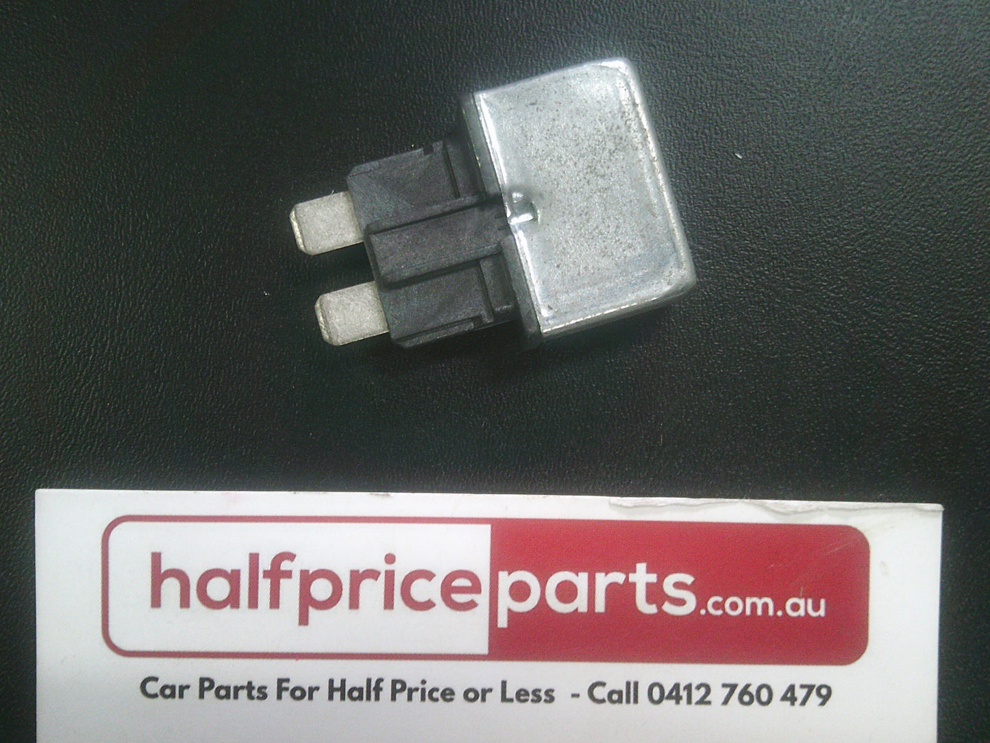 Holden VT Commodore Genuine 20A Two Pin Circuit Breaker New Part