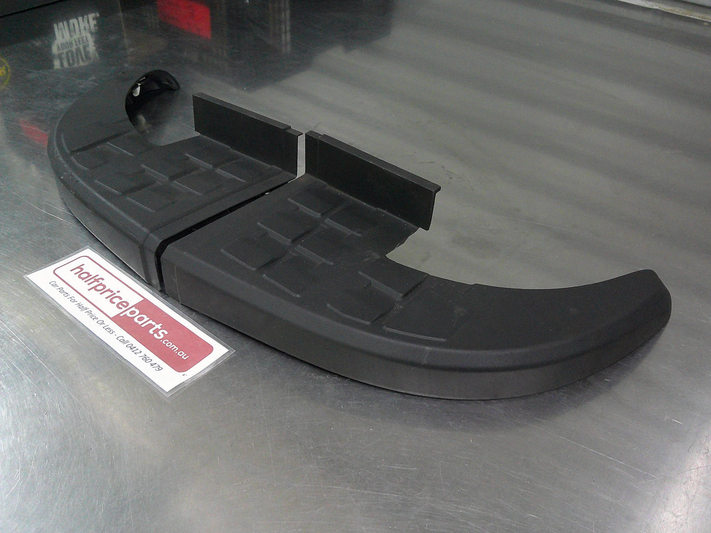 Holden RG Colorado Genuine Left And Right Rear Step End Trims (Sold As Pair Only) Used Part