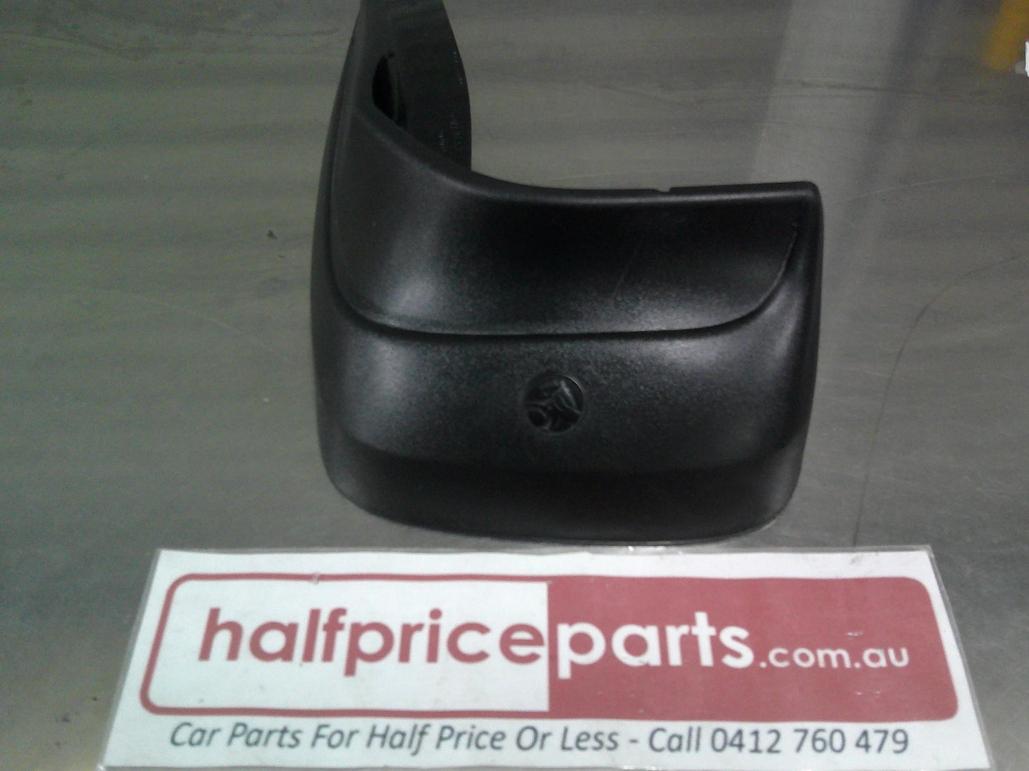 Holden VY/VZ Wagon Commodore Genuine Left Hand Rear Mud Flap Only New Part