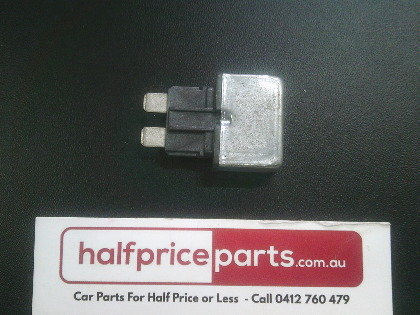 Holden VT Commodore Genuine 20A Two Pin Circuit Breaker New Part