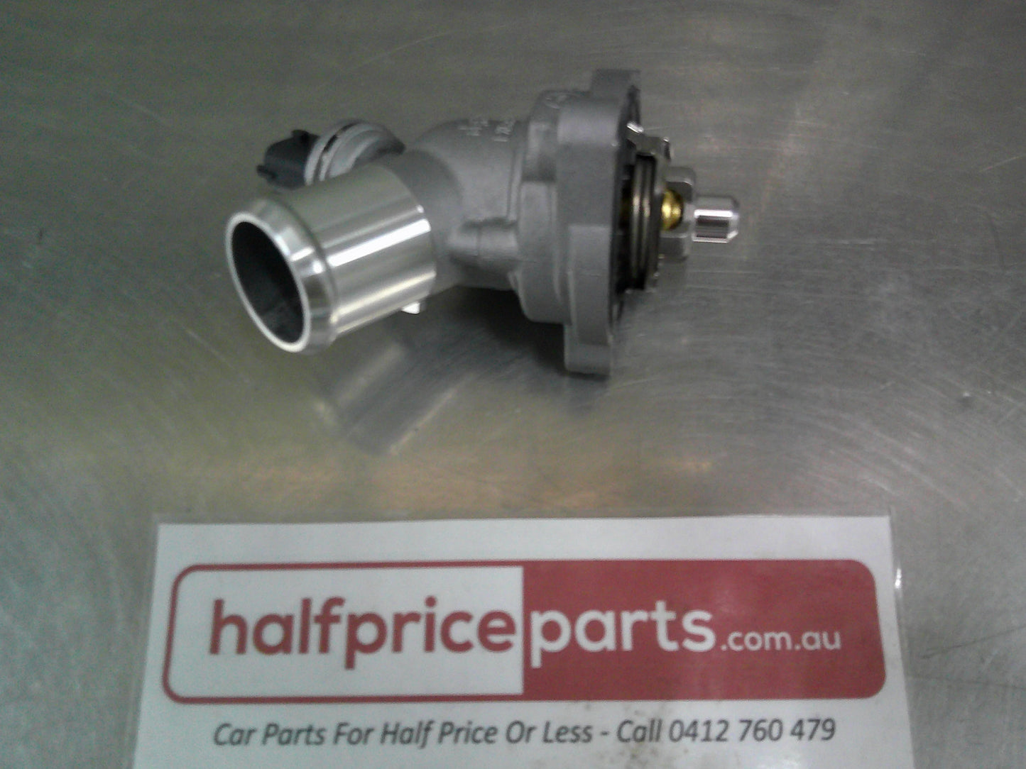 Holden Barina Spark Genuine Engine Coolant Thermostat New Part.