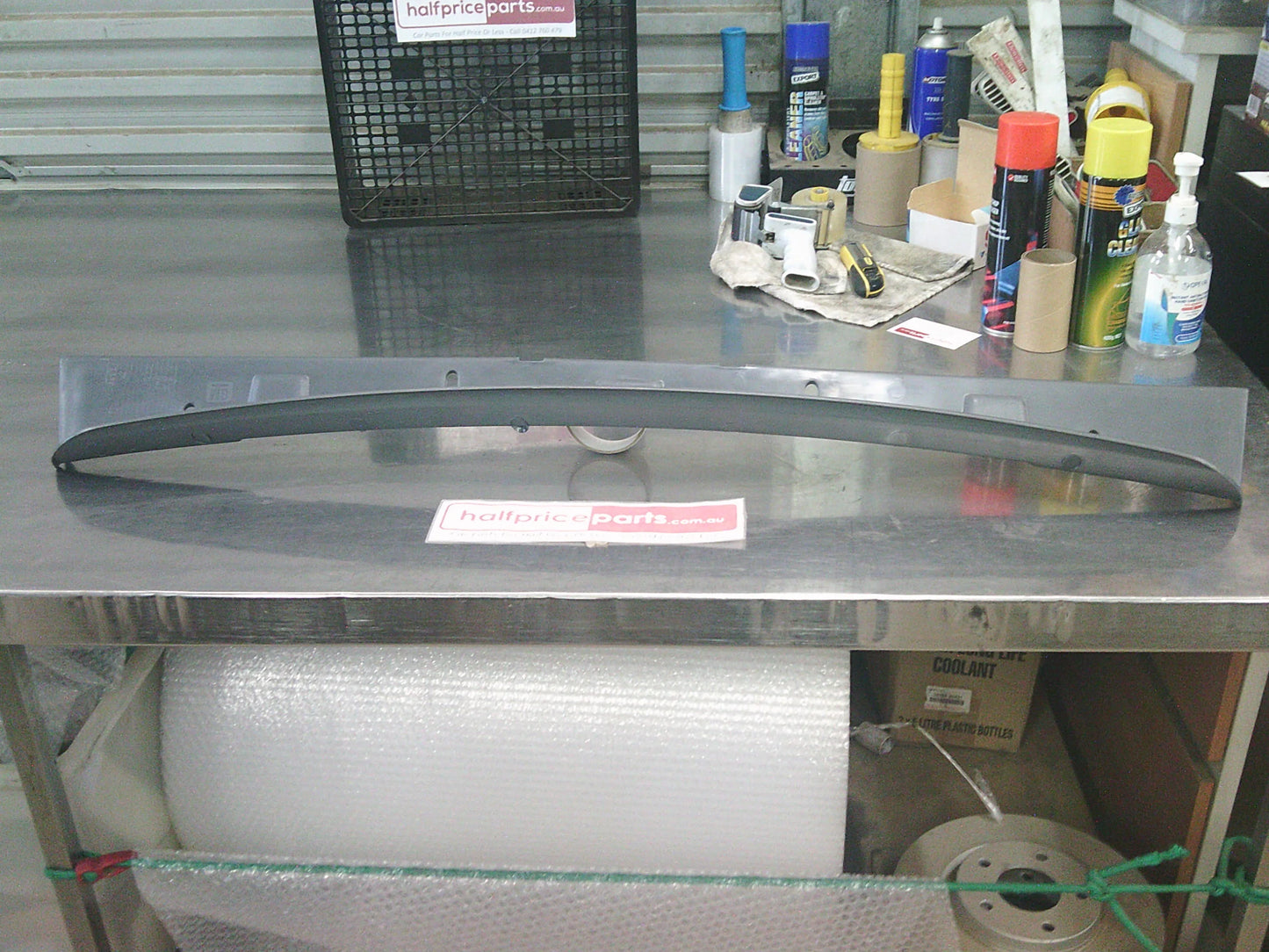 Holden VT/VX/VU/VY/VZ Commodore/Statesman WH/WL/WK Genuine Lower Radiator Trim New Part