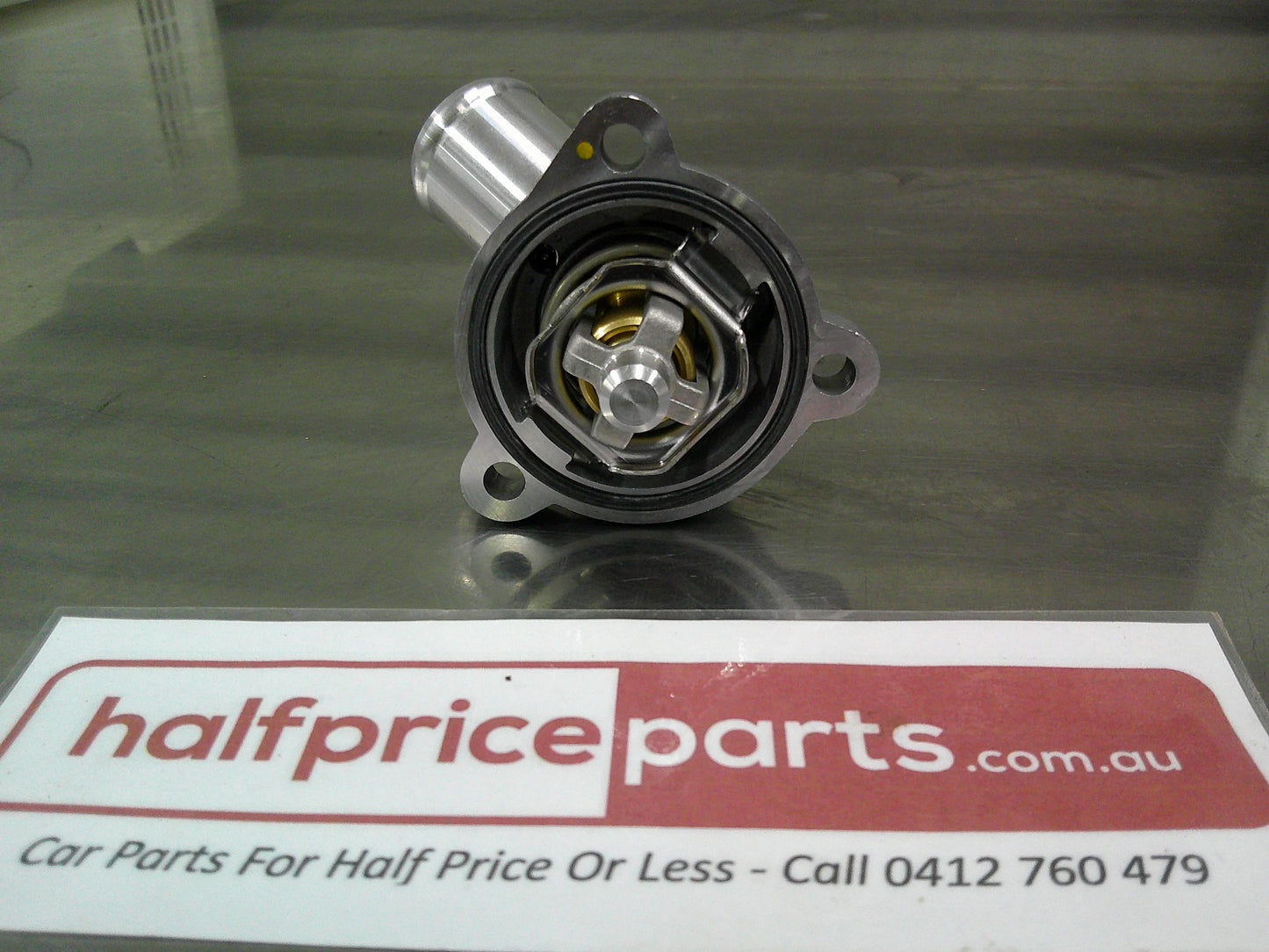Holden Barina Spark Genuine Engine Coolant Thermostat New Part.