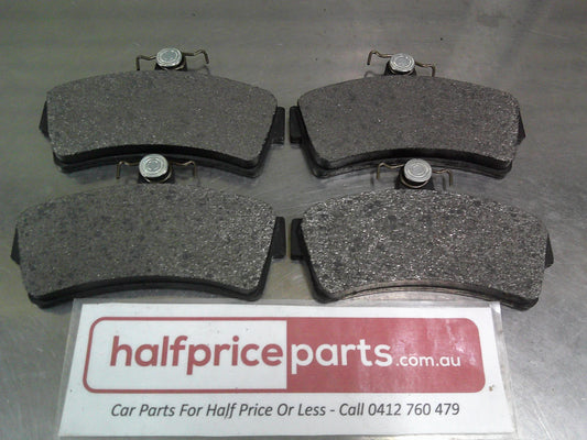 A-1/QFM Front Brake Pad Set Suits Ford Cortina TE/TF New Part