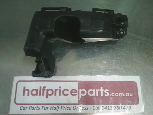 Holden Cruze Wagon Genuine Right Hand Rear Bumper Fascia Bracket New Part