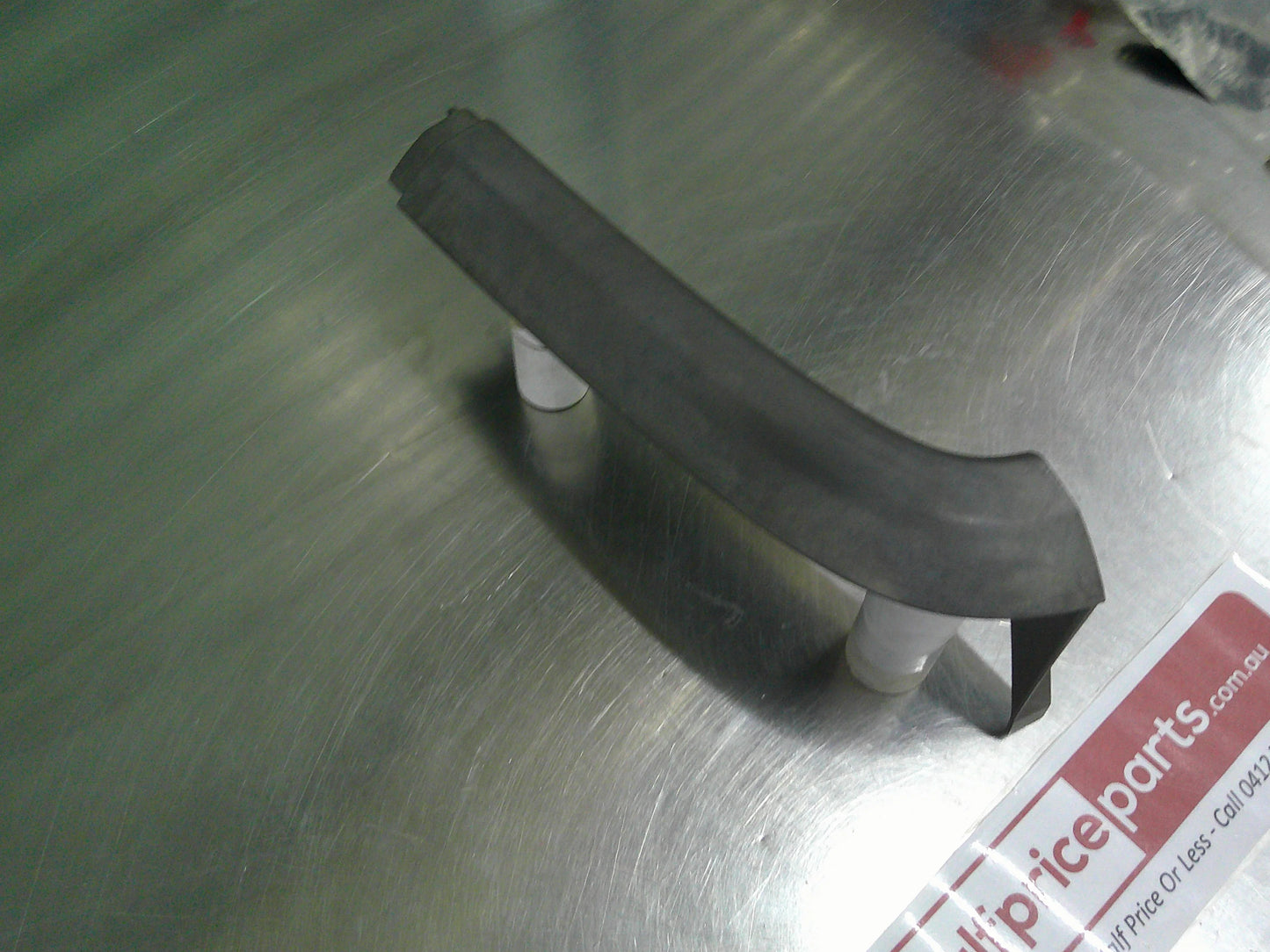 Holden Commodore VF Genuine Left Hand Top Tub Corner Moulding New Part