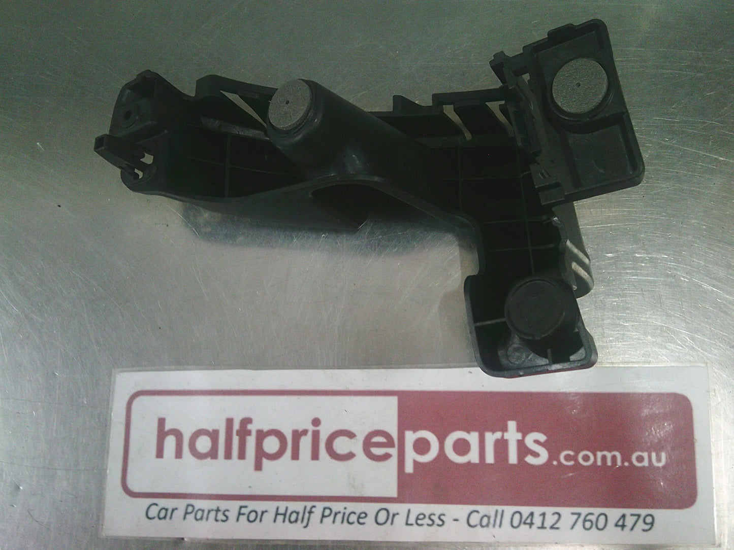 Holden Cruze Wagon Genuine Right Hand Rear Bumper Fascia Bracket New Part