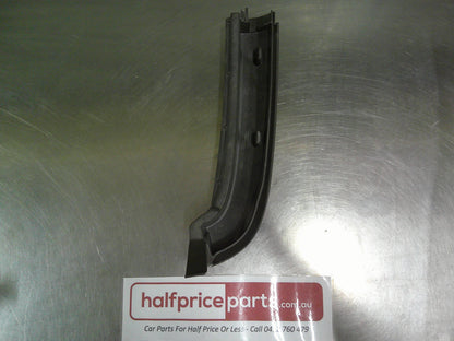 Holden Commodore VF Genuine Left Hand Top Tub Corner Moulding New Part